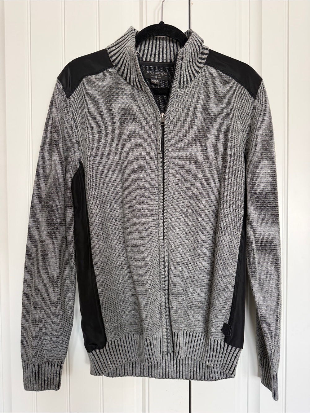 Grey Zip-Front Men’s Sweater with Contrast Panels